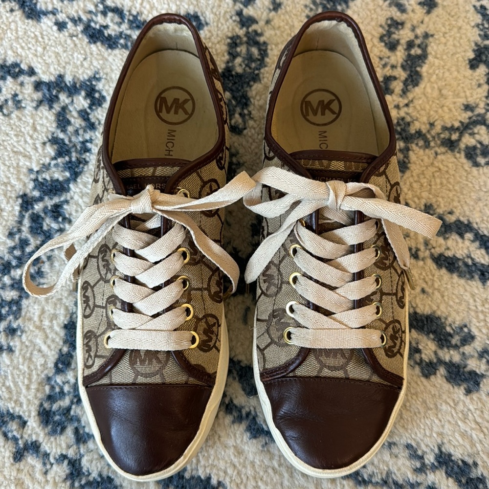 Michael Kors City Women's MK Signature Lace-up Brown Shoes - Size 9M